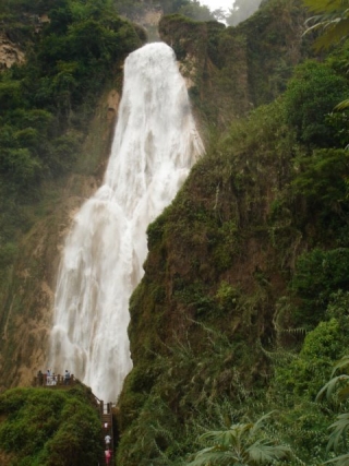  Cachoeira do Véu de Noiva 